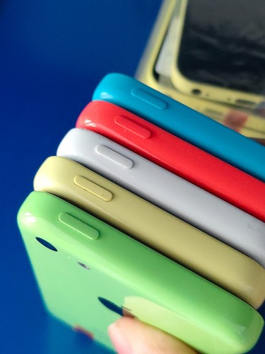 Apple iphone unlocked new - 5c,