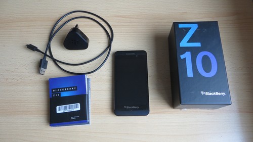 Immaculate blackberry z10 - blackberry,