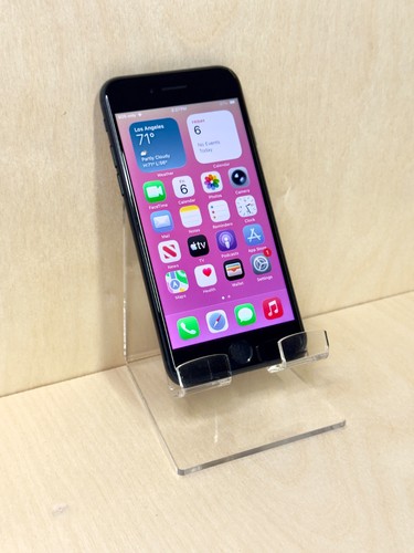 Iphone 3rd gen 2022 a2595 - se,