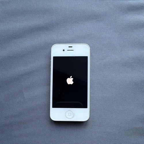 Apple iphone 16gb white - 4,